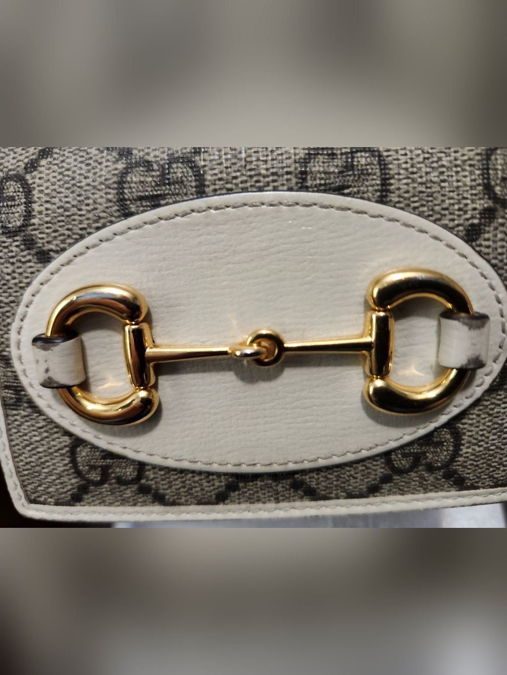 Gucci Mini Wallet Crossbody - Picture 5 of 12